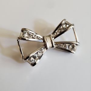 Ted Baker Joasia SILVER Crystal Brooch